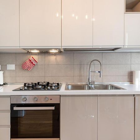 Doni Quiet And Comfortable Apartament With Balcony Firenze Bagian luar foto