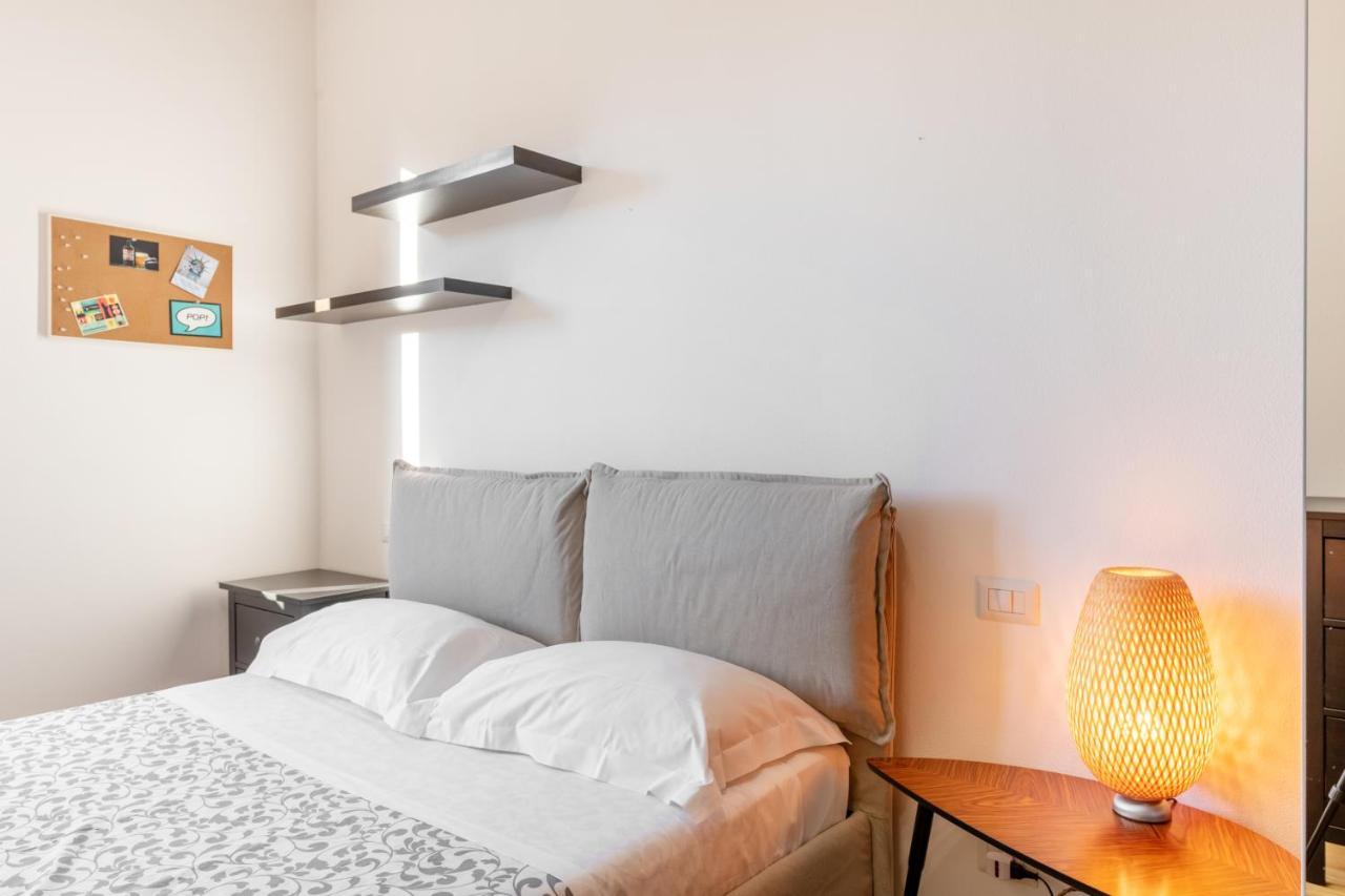 Doni Quiet And Comfortable Apartament With Balcony Firenze Bagian luar foto
