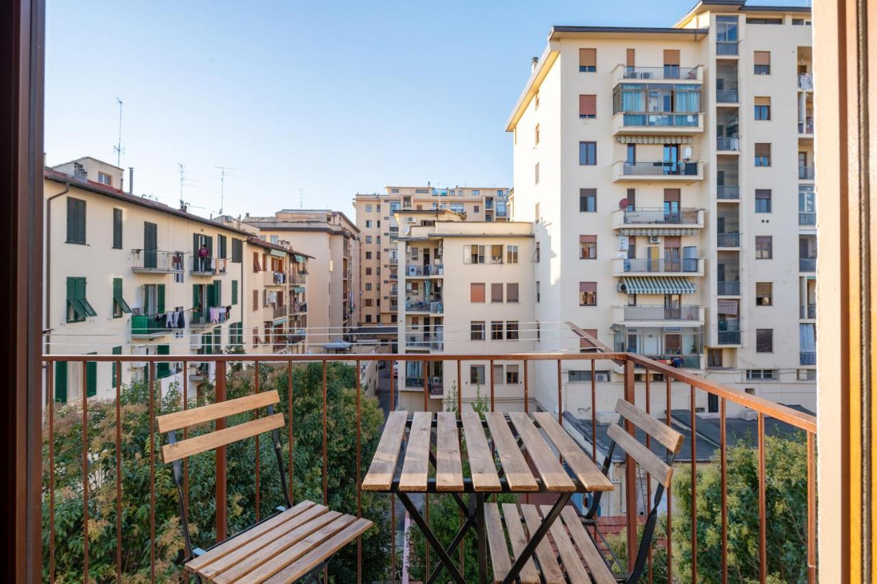 Doni Quiet And Comfortable Apartament With Balcony Firenze Bagian luar foto